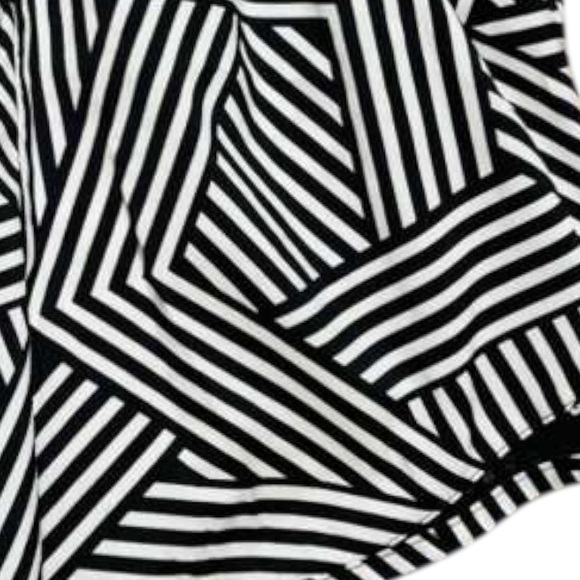 Athletic Works Black and White Patterned Women's Shorts - Picture 6 of 13